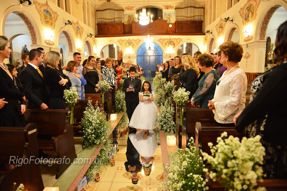 casamento-igreja-são-sebastião-café-tropical-rigo-fotógrafo-11